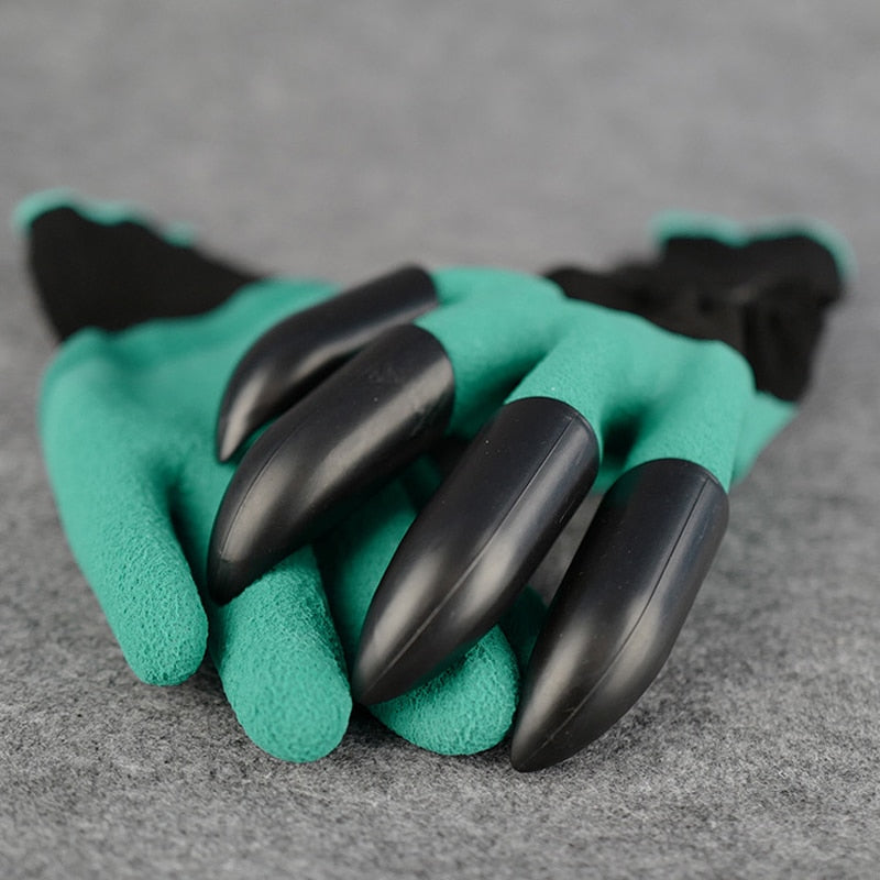Gardening Gloves with Fingertip Claws