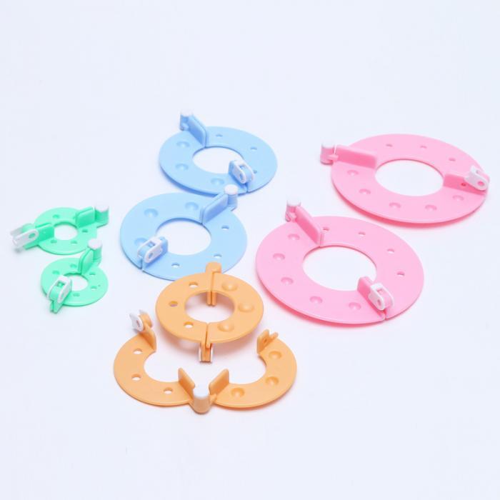 8 Pack Pompom Maker Kit