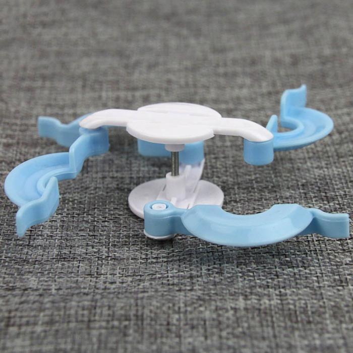 8 Pack Pompom Maker Kit