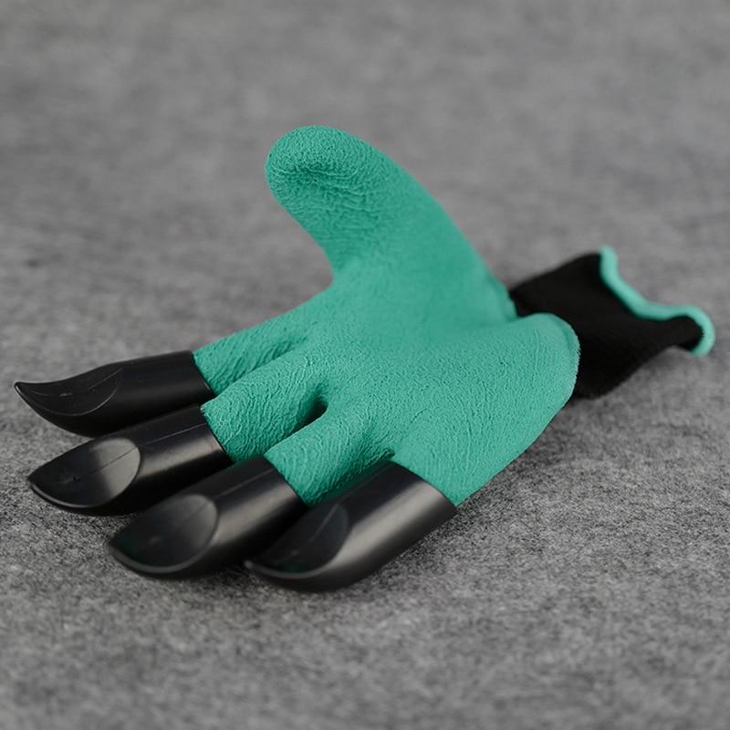 Clawed Garden Gloves