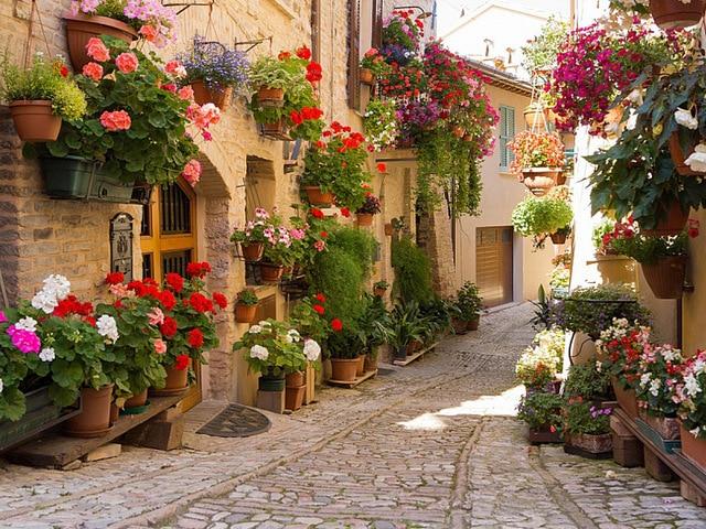 City Landscape Diamond Embroidery