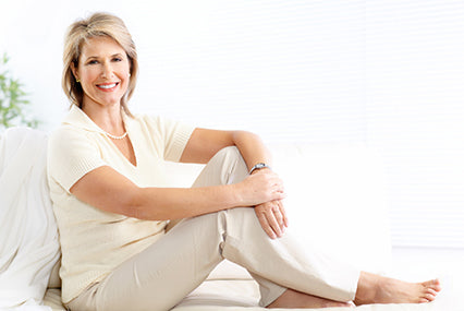WHITE IS IN THE AIR – FASHION FOR WOMEN OVER 50