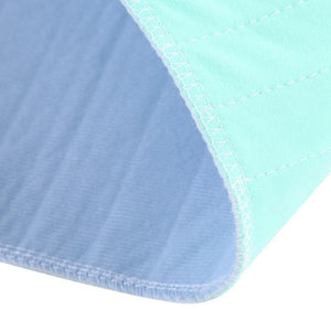 a closer look on the fabric of the Elderly Incontinence Reusable Waterproof Bed Pad.